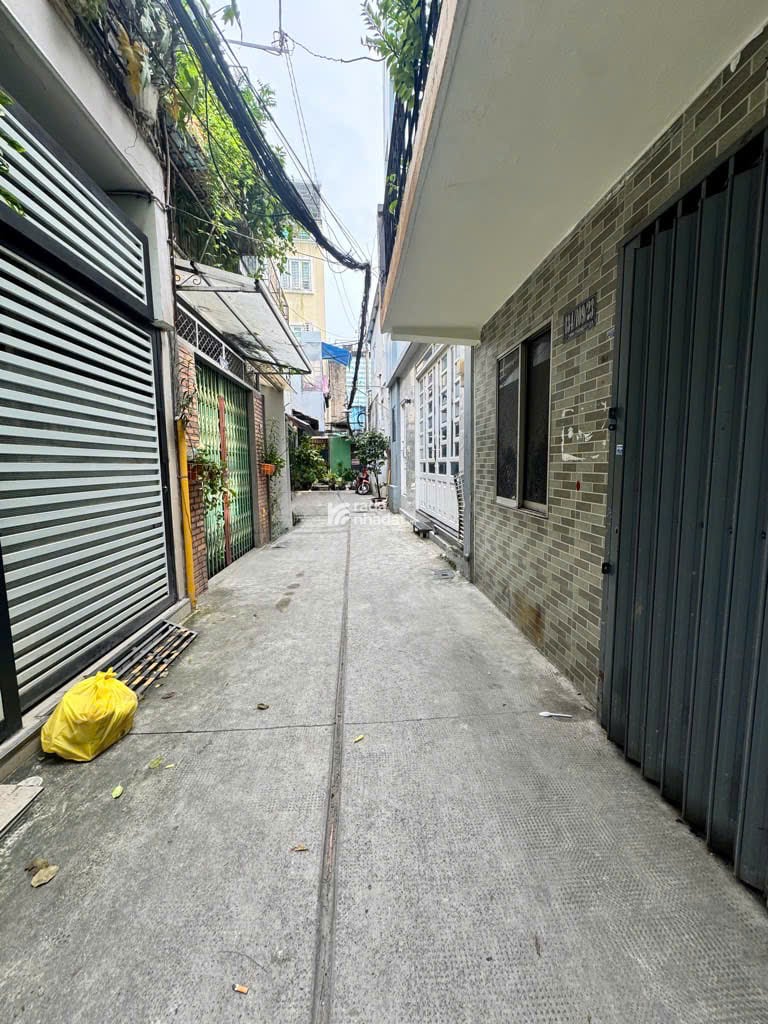 31m2 - 4.89 tỷ - Dòng tiền 8 triệu/tháng - Được xây cao