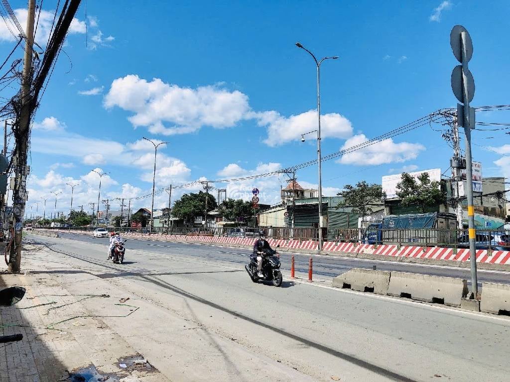 BÁN NHÀ TRỌ 94M2 2 TỶ LÊ KHẢ PHIÊU THU 9 TRIỆU 5 PHÒNG BÌNH TÂN 