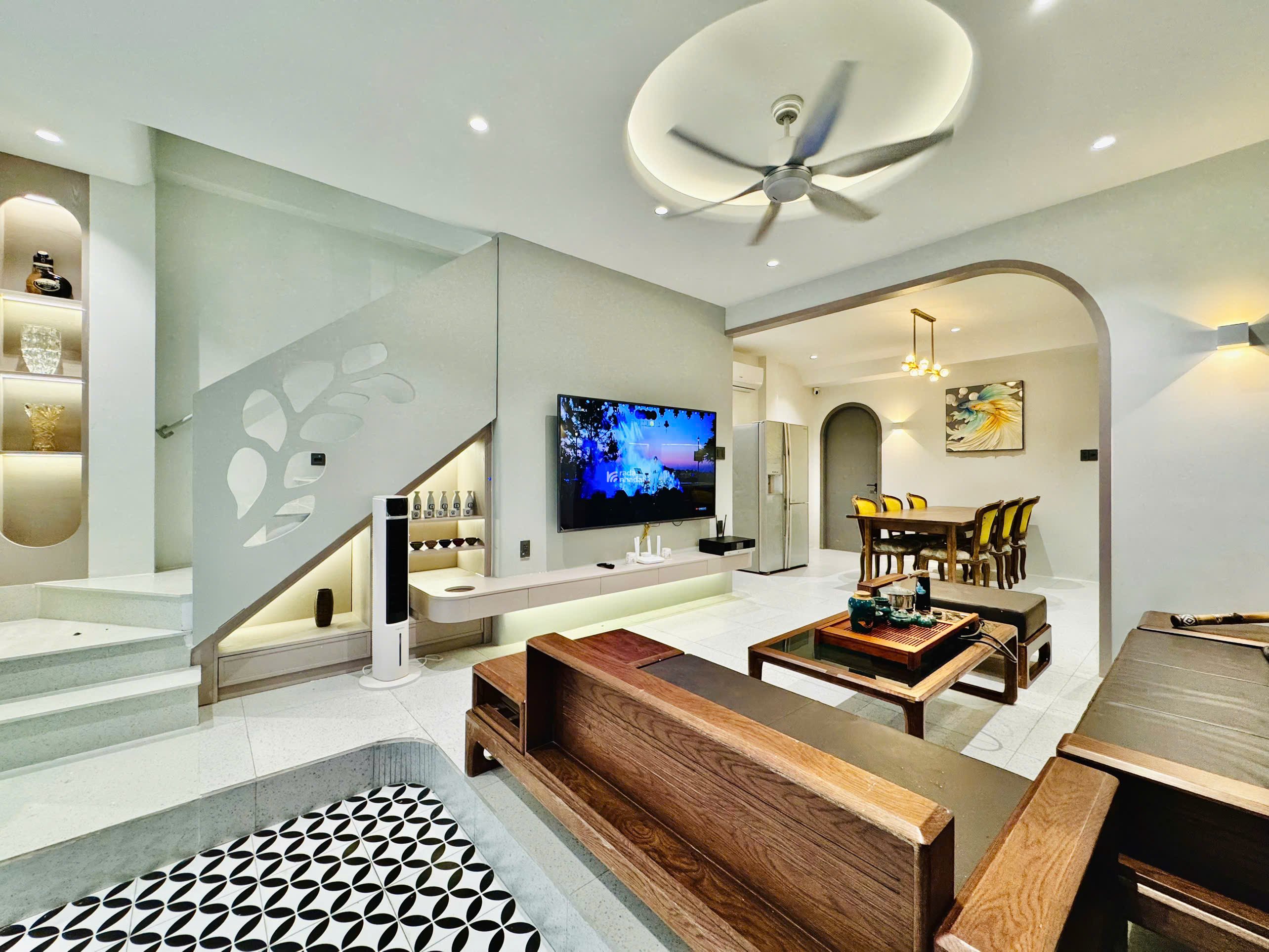 HOT: BÁN NHÀ FULL NỘI THẤT CAO CẤP 29// HOÀNG HOA THÁM, P6 BÌNH THẠNH