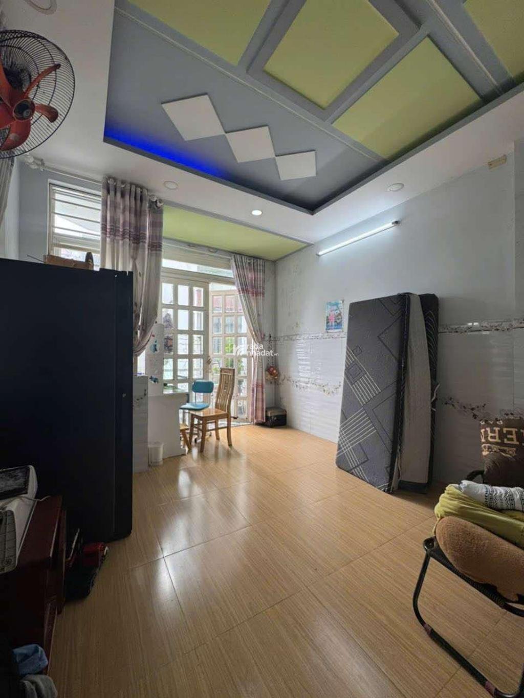 BÁN NHÀ PHÚ THỌ HÒA 64M2 4 TẦNG BTCT XE HƠI VÀO 6.5 TỶ NGAY CHỢ VẢI TÂN PHÚ 