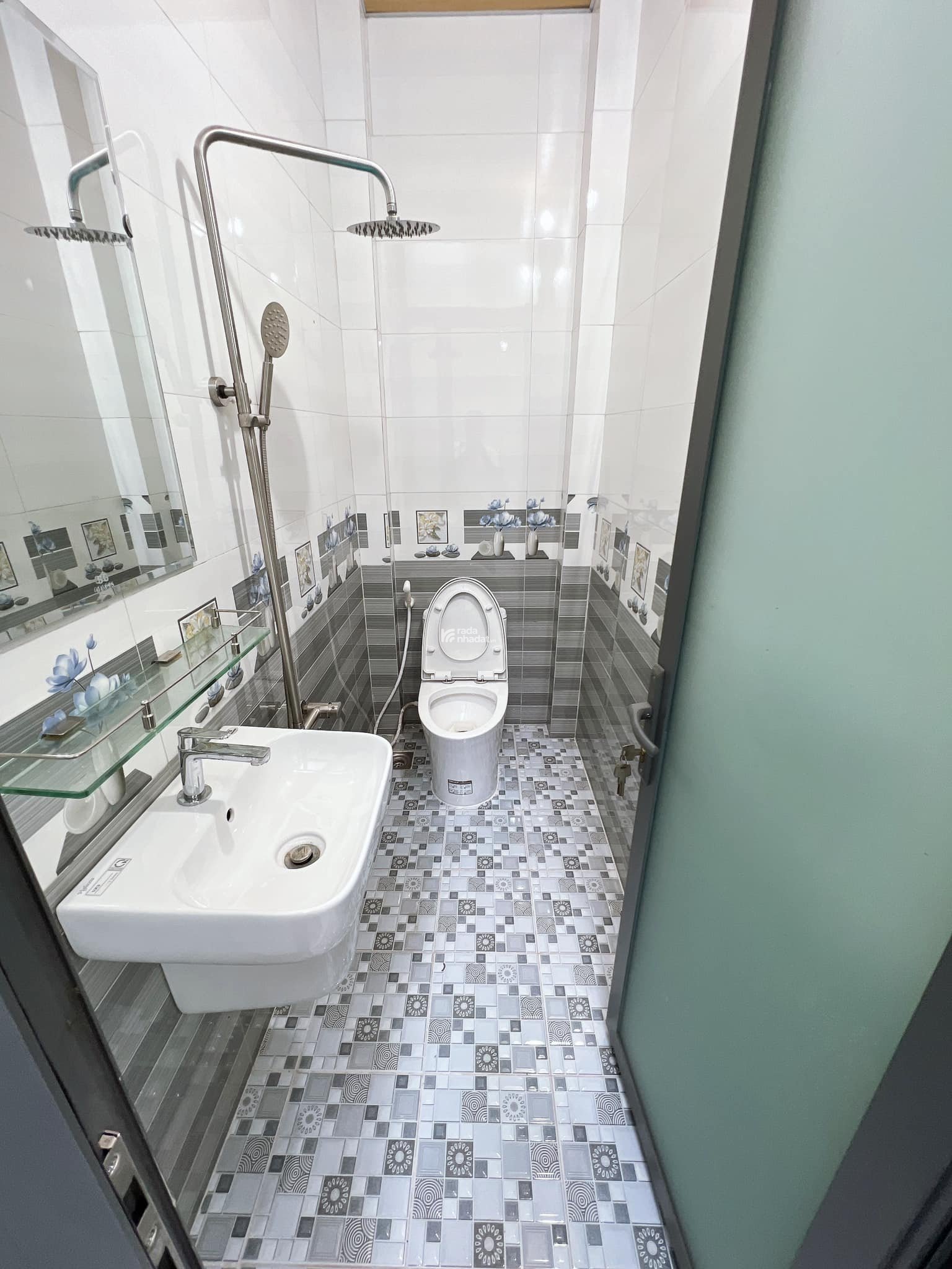 Bán nhà  đường Phan Huy Ích, ( P12, Gò Vấp cũ) nhà 2 tầng  dt 50m2 giá 4 tỷ 8 tl