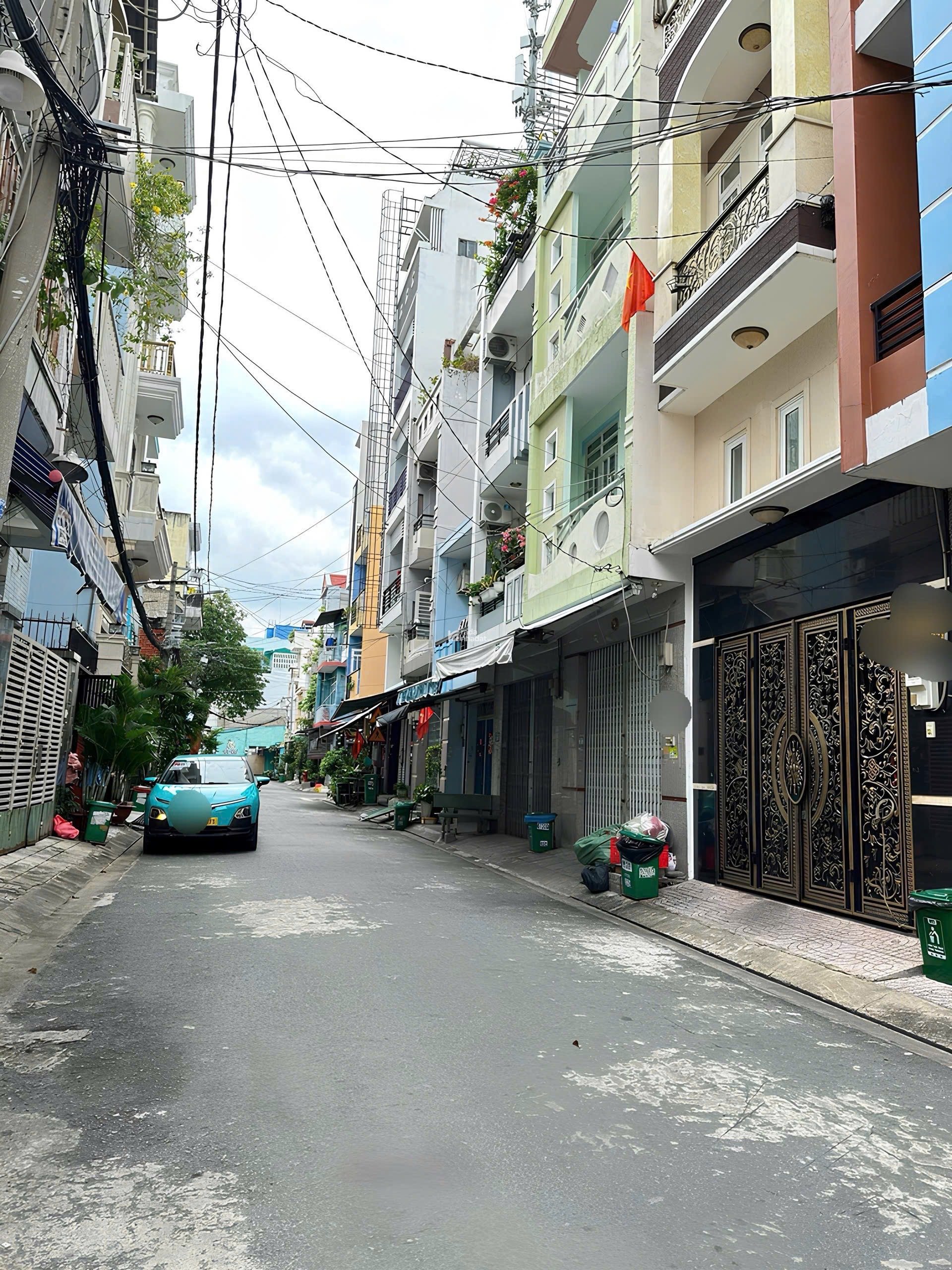 Giảm Mạnh 300trĐường 8m - Nhà Đúc 4 Tầng - DT: 4x21 (84m2) - Cạnh Vườn Lài -- chỉ 9ty x