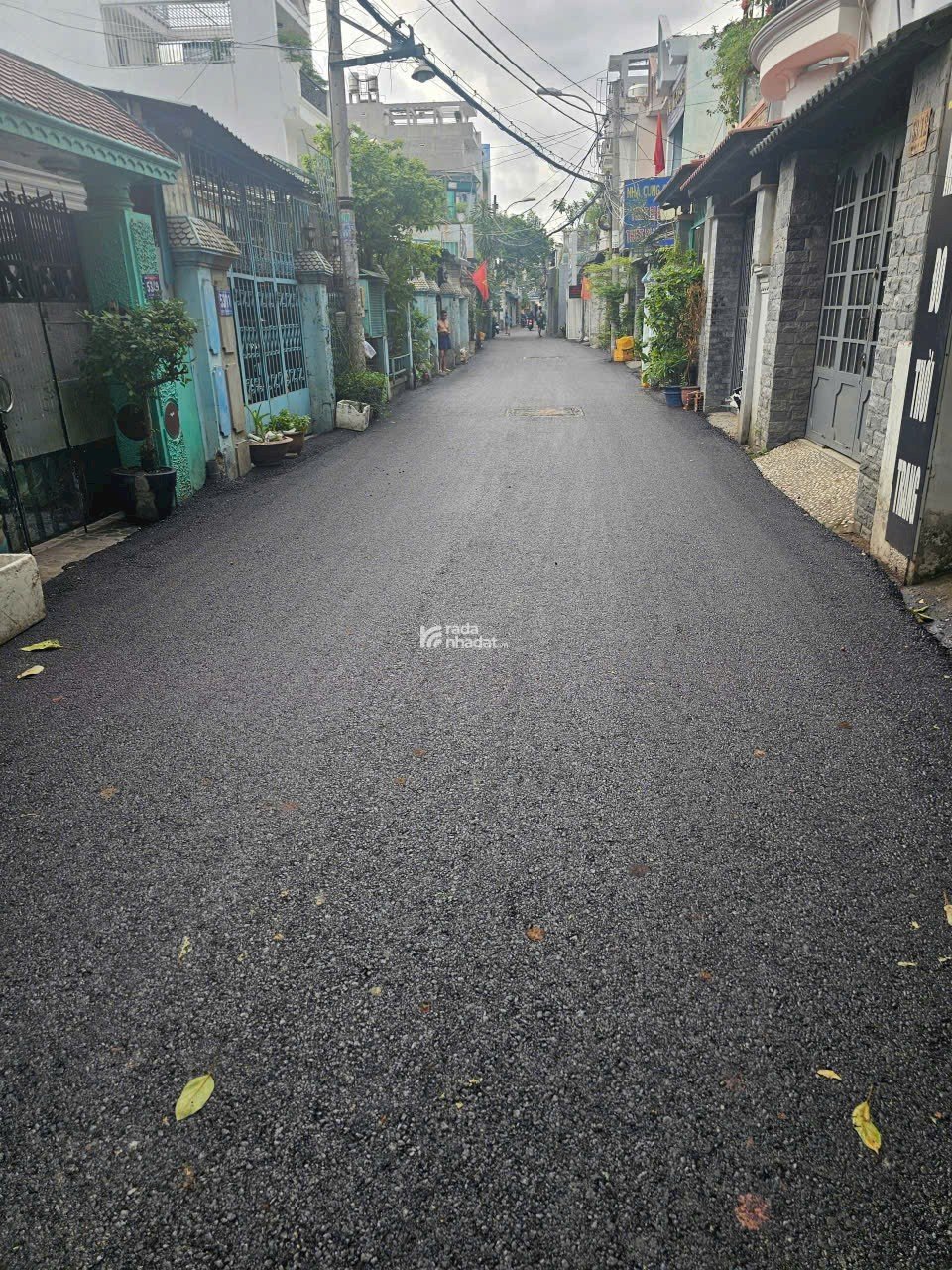 Chính chủ cần bán nhà mặt tiền hẻm. Hoa hồng 100trieu cho ae dv chạy tin