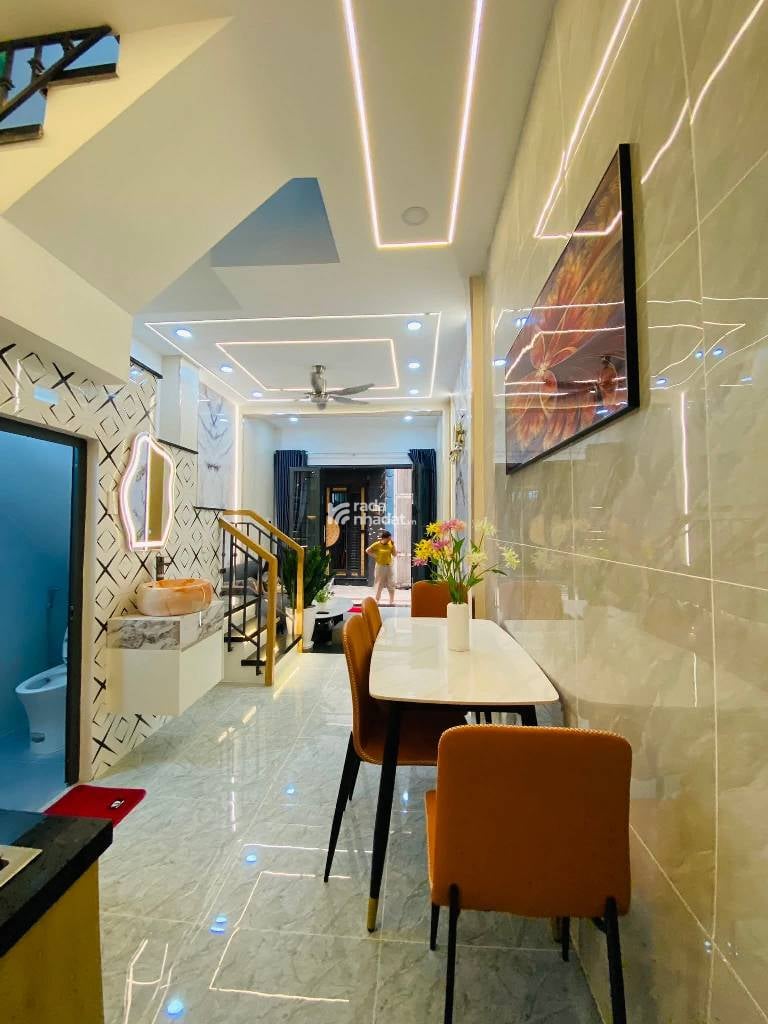 HẺM XE HƠI SÁT NHÀ HUỲNH VĂN NGHỆ, TÂN BÌNH, 33M2 CÓ KC Ở NGAY. GIẢM 350TR CHỈ CÒN 4.8T  