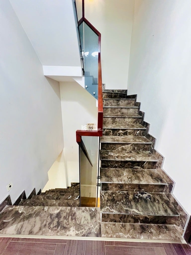 MẶT TIỀN KINH DOANH ĐỘC LẬP - TÂN PHÚ - ĐƯỜNG 12M LỀ 3M - 4 TẦNG - 60M2 (4x15) - NỘI THẤT CAO CẤP