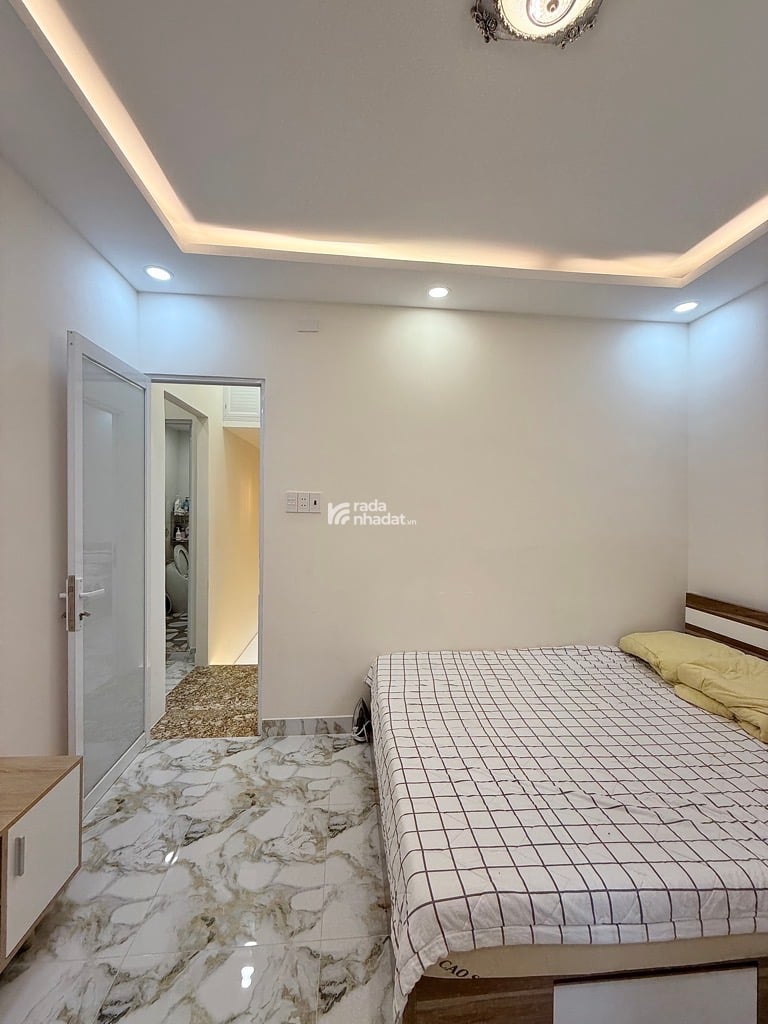 NHÀ 2 TẦNG ĐẸP -  LÊ VĂN SỸ -  6.3*7 47m2 CN ĐỦ  -  3PN FULL NỘI THẤT - XE HƠI NGỦ TRONG NHÀ