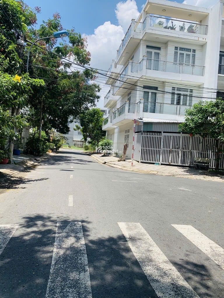 NHÀ MẶT TIỀN KHU PHÂN LÔ NGUYỄN VĂN LINH, Q8, 100M2, 5x20M, HƠN 8 TỶ