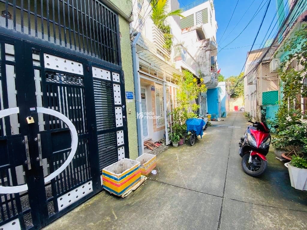 Bán Gấp Nhà Hẻm Xe Hơi Âu Cơ 3 Tầng Đẹp Vào Ở Ngay