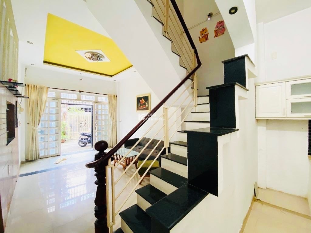 Bán Gấp Nhà Hẻm Xe Hơi Âu Cơ 3 Tầng Đẹp Vào Ở Ngay