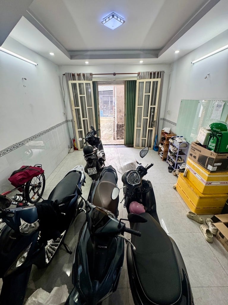 SIÊU PHẨM HXH NGUYỄN XÍ, BÌNH THẠNH, 45M2 TIỆN XÂY MỚI. GIẢM 650TR CHỈ 6.3T TL 