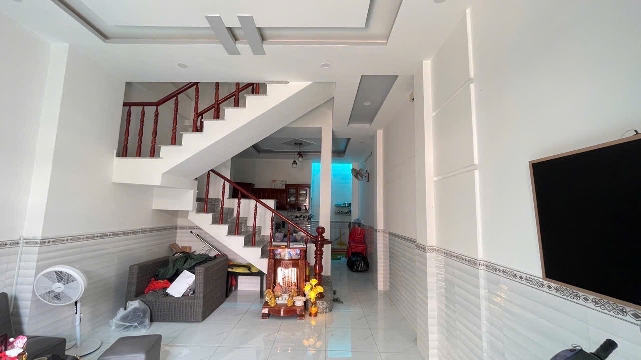 GIẢM 500tr, BÁN GẤP CĂN NHÀ 1/ LÊ VĂN KHƯƠNG, HIỆP THÀNH, Q12