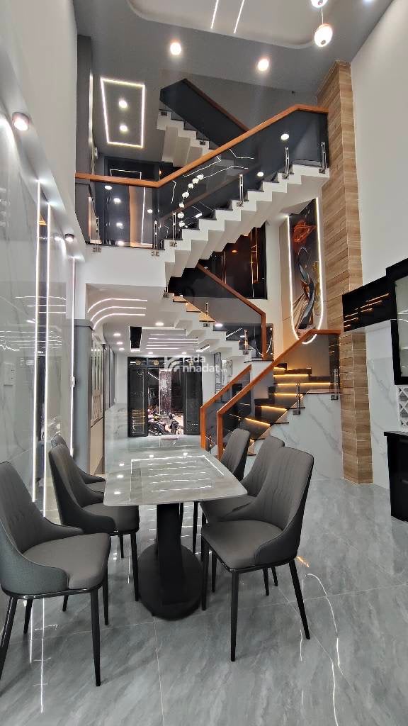 BÁN NHÀ ĐƯỜNG BÌNH THÀNH 4x15m2