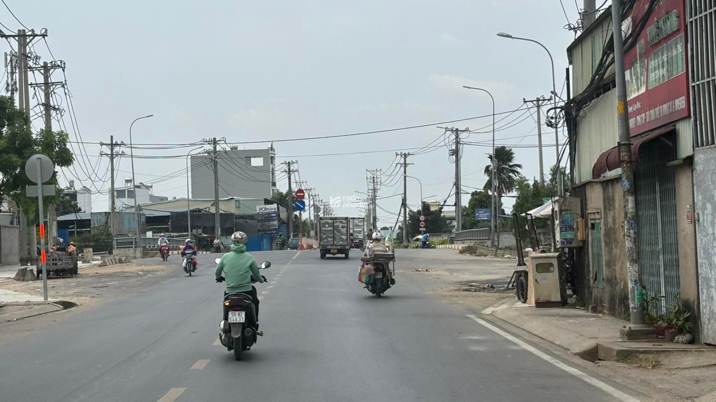 bán gấp 90m2 đất thổ 1 sẹc đường gò hưu 1tỷ 250tr sổ hồng