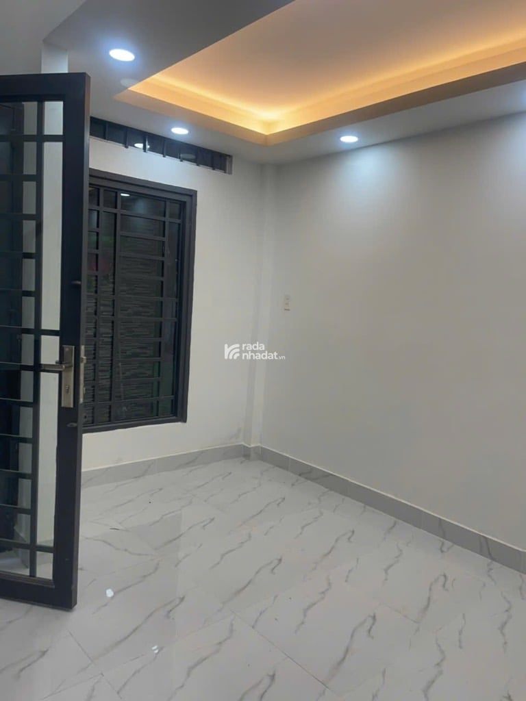 SÁT VÁCH TB, GẦN HXH TÂN THÀNH, TÂN PHÚ, 21M2 HIẾM CÓ. GIẢM 550TR CHỈ 2.7T TL TỐT