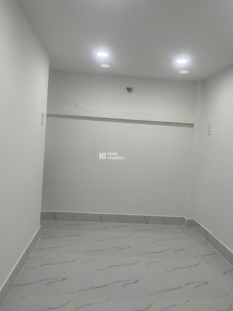 SÁT VÁCH TB, GẦN HXH TÂN THÀNH, TÂN PHÚ, 21M2 HIẾM CÓ. GIẢM 550TR CHỈ 2.7T TL TỐT