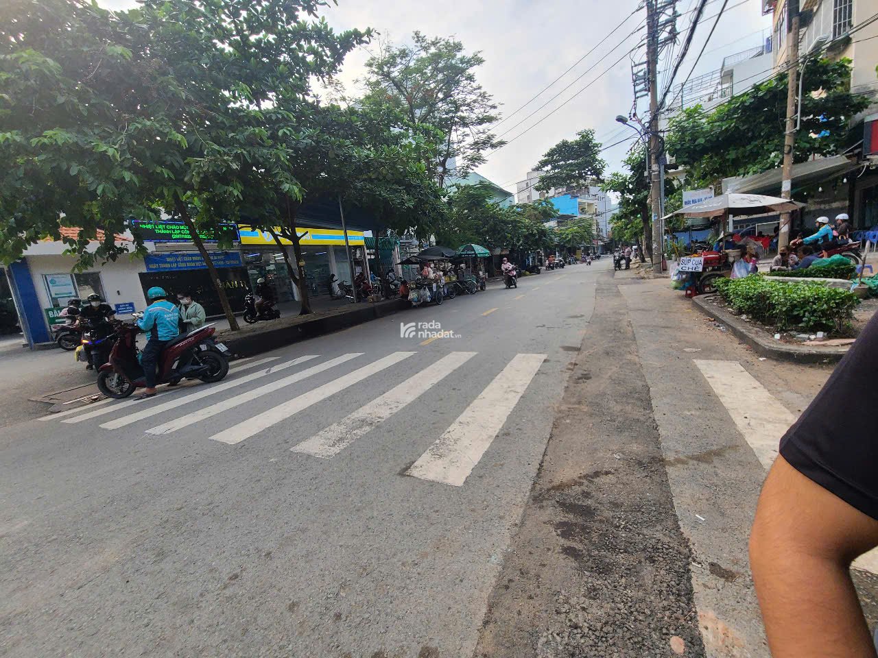 Nhà Bán Chính Chủ Ngay ĐS5 CX Bình Thới- Thái Phiên- BV Q.11.DT 33 X25m CN 770m2.