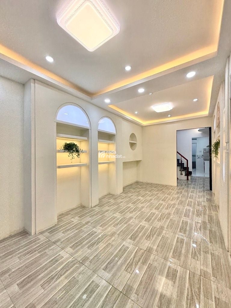 MẶT TIỀN KINH DOANH NGUYỄN TRỌNG TUYỂN PHÚ NHUẬN - 2 TẦNG - 51M2 - CHO THUÊ 30TR/THÁNG - 9 TỶ 950