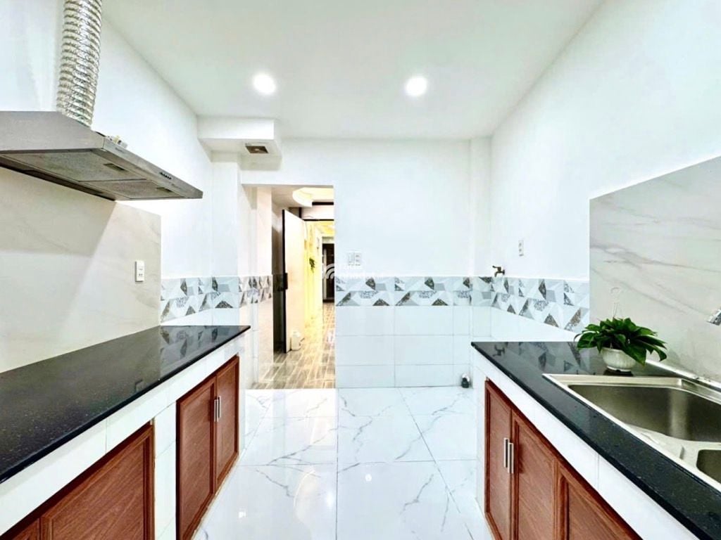 MẶT TIỀN KINH DOANH NGUYỄN TRỌNG TUYỂN PHÚ NHUẬN - 2 TẦNG - 51M2 - CHO THUÊ 30TR/THÁNG - 9 TỶ 950