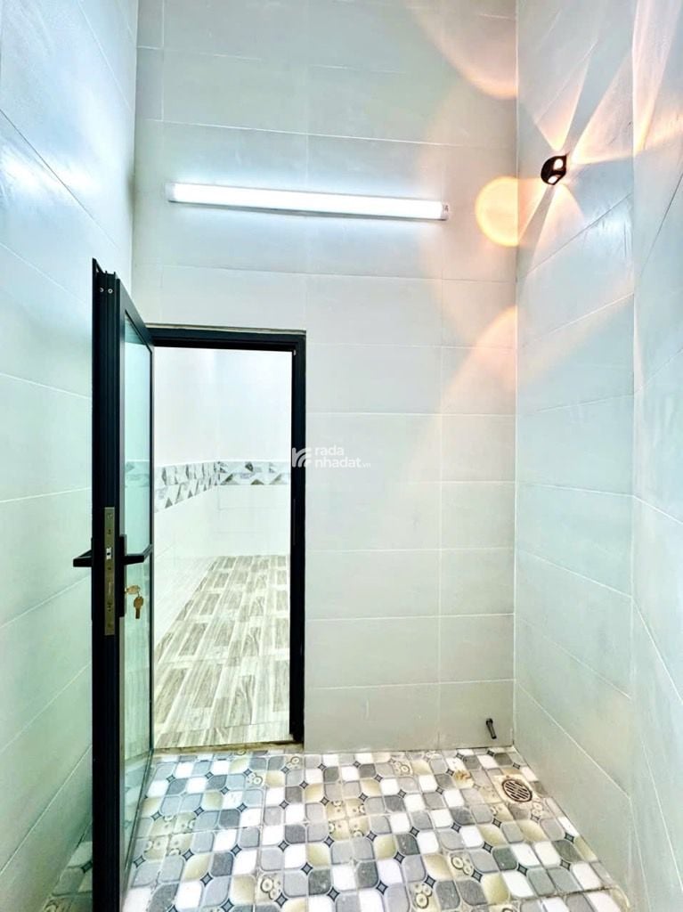 MẶT TIỀN KINH DOANH NGUYỄN TRỌNG TUYỂN PHÚ NHUẬN - 2 TẦNG - 51M2 - CHO THUÊ 30TR/THÁNG - 9 TỶ 950