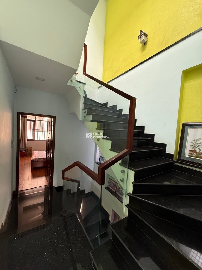 Bán nhà gần đường phạm đăng giảng.  phường bình hưng hoà