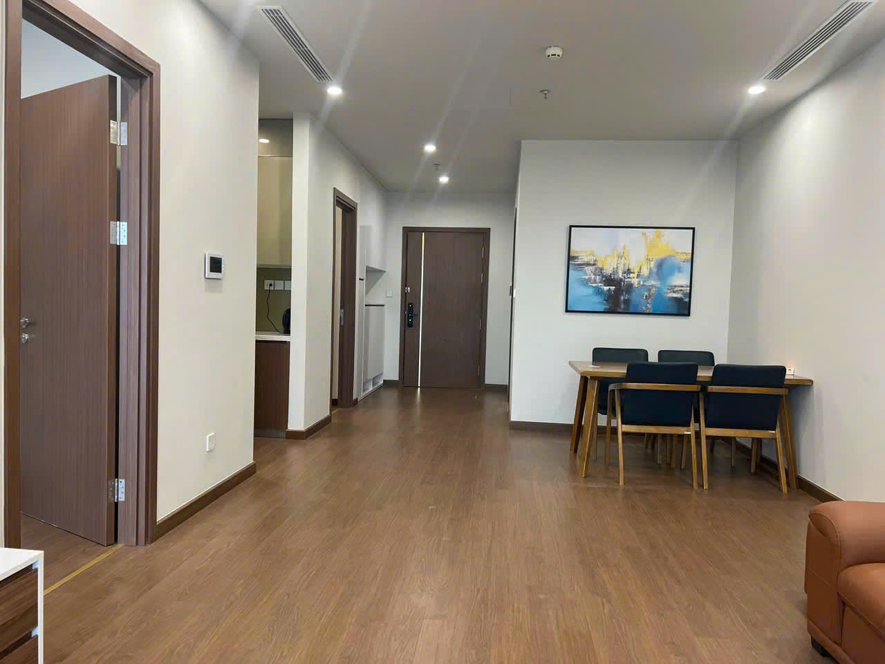 Bán căn hộ 2PN 88m2 chung cư The Matrix One, full nội thất, sẵn sổ hồng