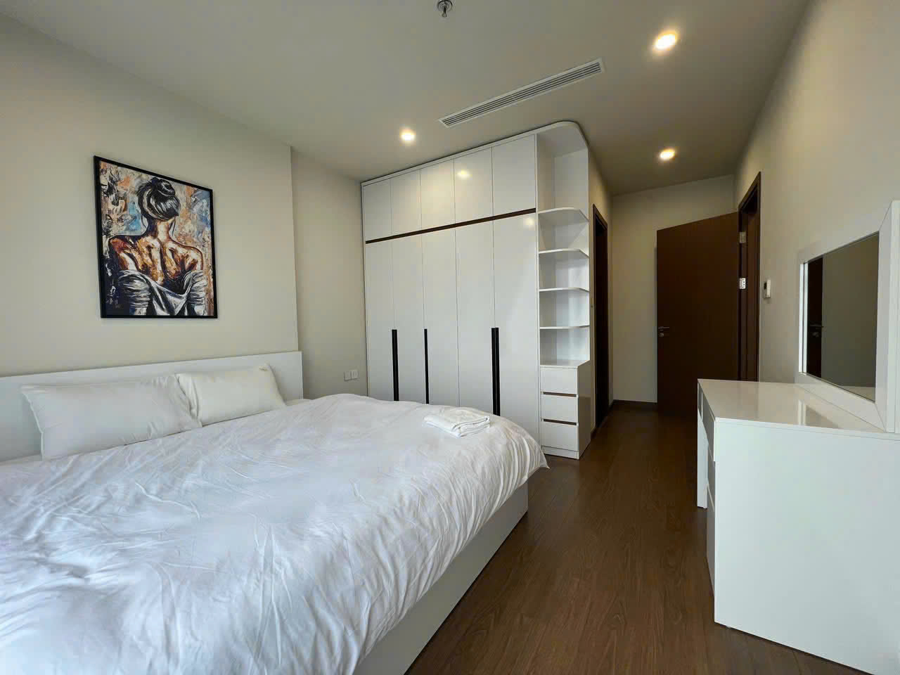 Bán căn hộ 2PN 88m2 chung cư The Matrix One, full nội thất, sẵn sổ hồng