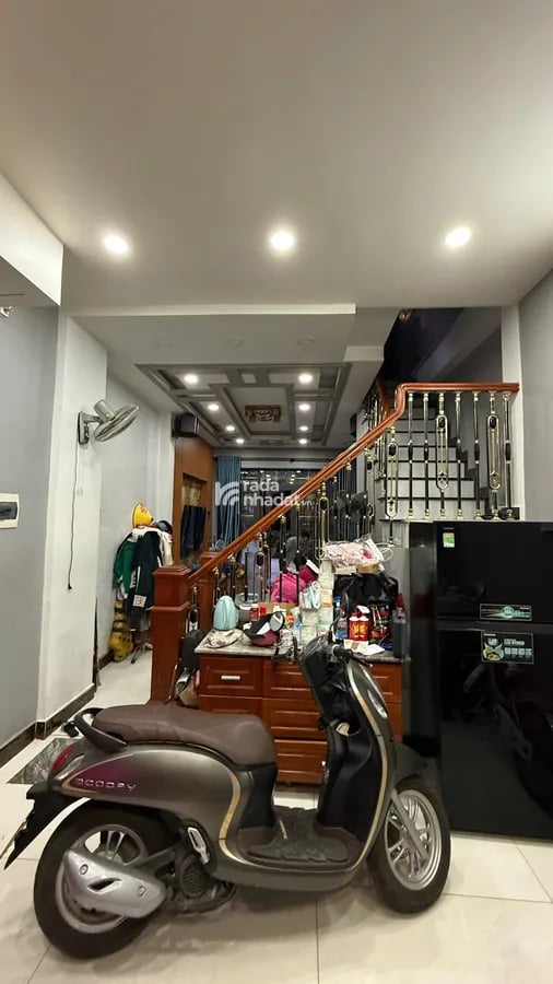 Bán nhà đẹp 4 tầng hẻm 8m Hương Lộ 2,Bình Trị Đông, Bình Tân chỉ 6.1 tỷ