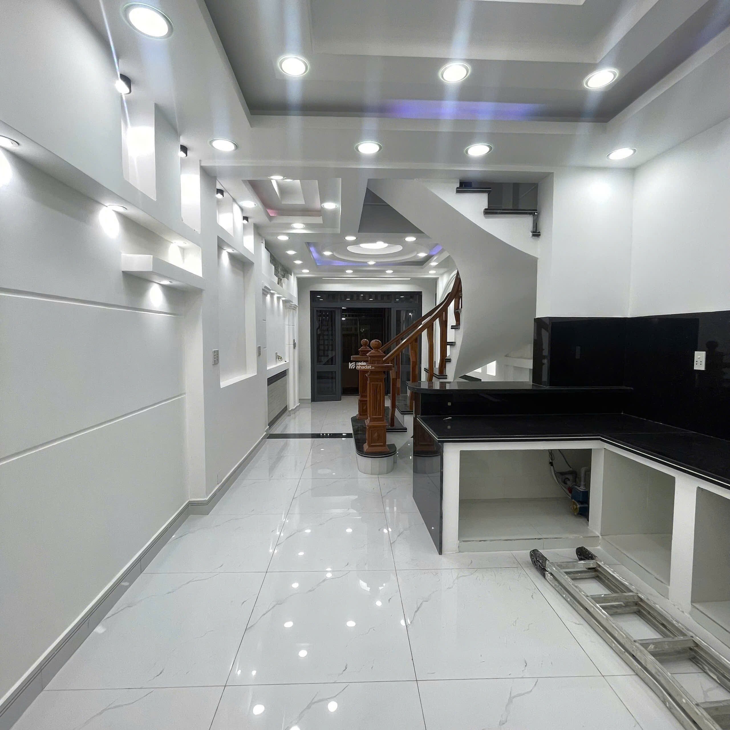 Nhà đẹp HXH Nguyễn Thị Nhỏ, 61m2, 2 tầng, chỉ 9.5 tỷ TL, ở ngay