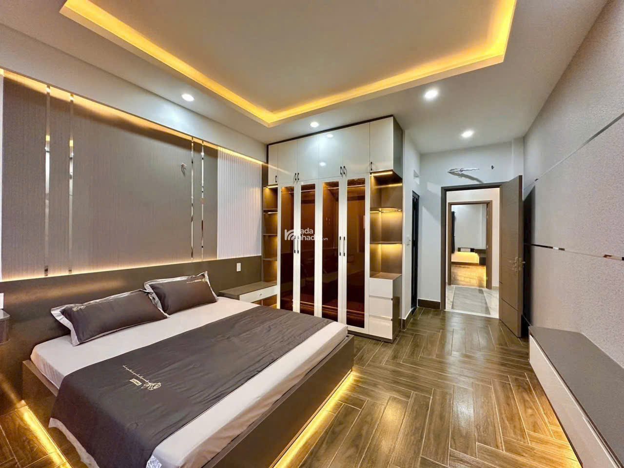 BÁN CẶP NHÀ PHỐ MỚI - MẶT TIỀN ĐƯỜNG 40M, KINH DOANH SẦM UẤT, Q12