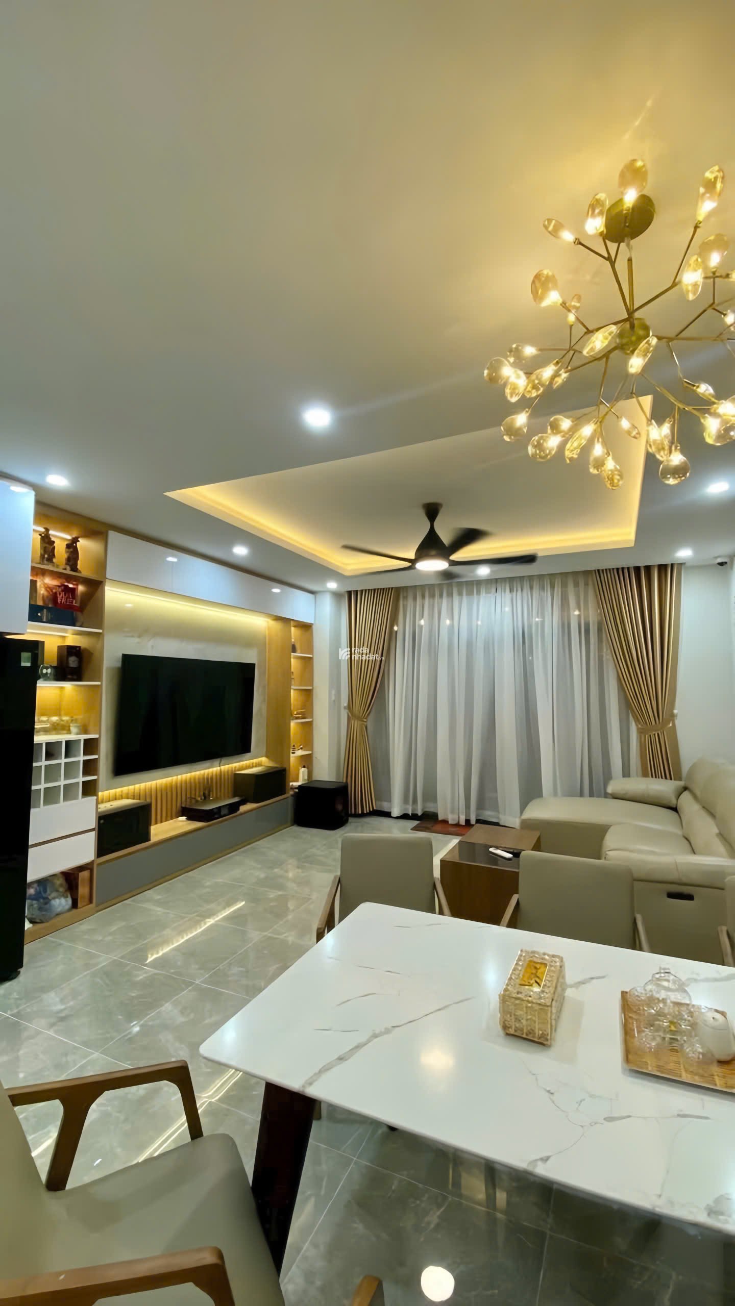 Nhà giá siêu ngộp ngay Cách Mạng Tháng 8 Quận 10, 4PN 5WC full nội thất, SHR giá nhỉnh 4 tỷ TL