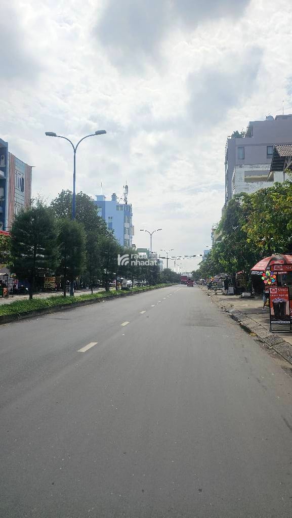 BÁN NHÀ BÌNH HƯNG HÒA BÌNH TÂN 115M2 10.5 TỶ HẺM XE TẢI 9M GẦN KCN TÂN BÌNH