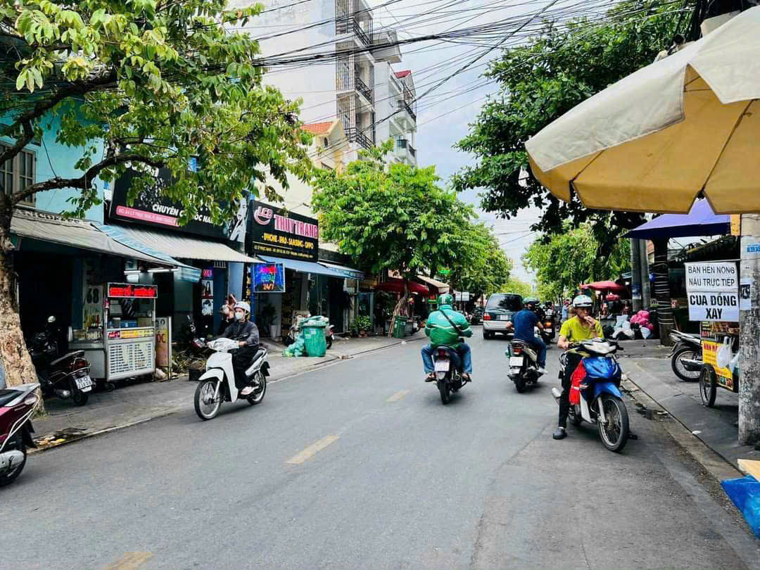 Bán Mặt tiến đường số 43 tân quy ngang 4x25m SH 90m2  giá 13.8 tỷ Phường Tân Hưng