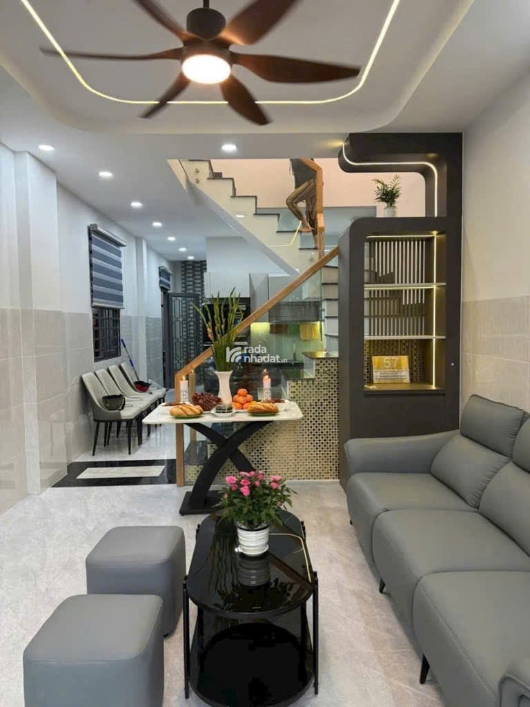 Bán nhà mới tặng full nội thất ngay đường số Tân Quy - 4*15 --3PN hẻm có bãi ôtô - chỉ 6T hơn