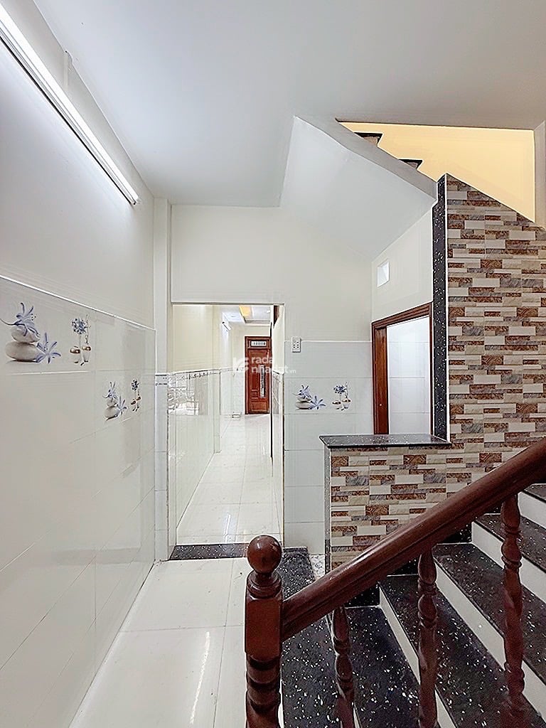 Bán nhà gần lê văn qưới mã lò bình hưng hoà