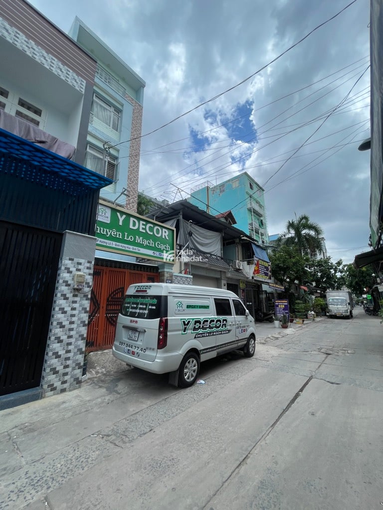 BÁN NHÀ HƯƠNG LỘ 3 140M2 3 TẦNG 11.8 TỶ HẺM XE TẢI THÔNG KẾ AEON MALL TÂN PHÚ