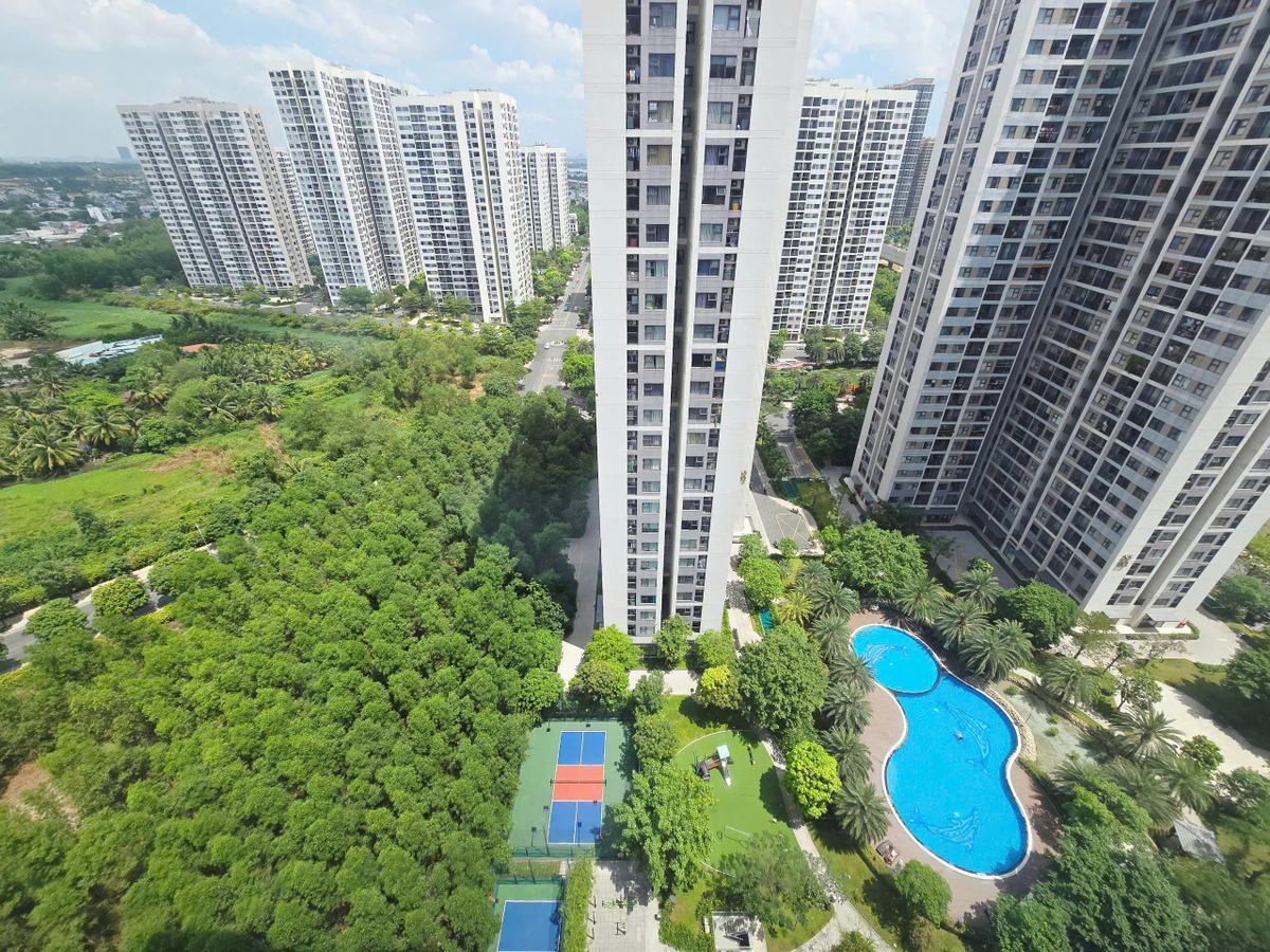 Cần bán 2PN1 70,30m2, phân khu The Rainbow, giá tốt 3,29tỷ