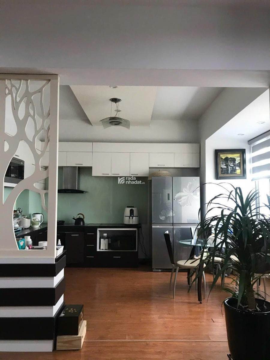 Bán căn hộ 3PN, 2WC, giá siêu hời, diện tích: 91m2, 60 tr/m2, tại Viễn Đông Star Hoàng Mai, Hà Nội
