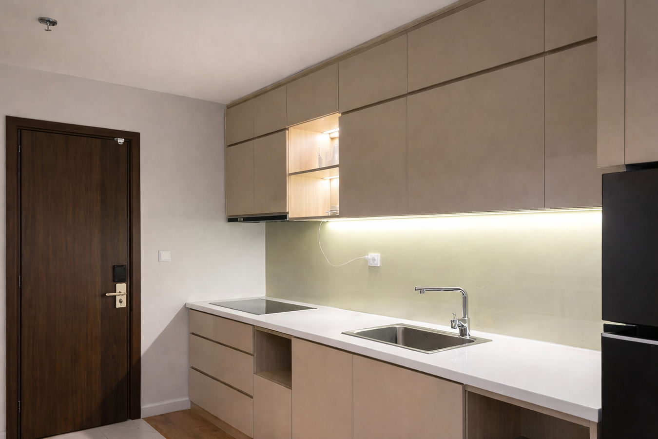 Cần bán Studio 30,40m2, phân khu The Beverly Solari, giá tốt 2,30tỷ