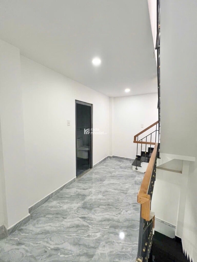 BÁN NHÀ HƯƠNG LỘ 2 48M2 3 TẦNG 4PN 4.5 TỶ HẺM XE HƠI 7M THÔNG BÌNH TÂN 