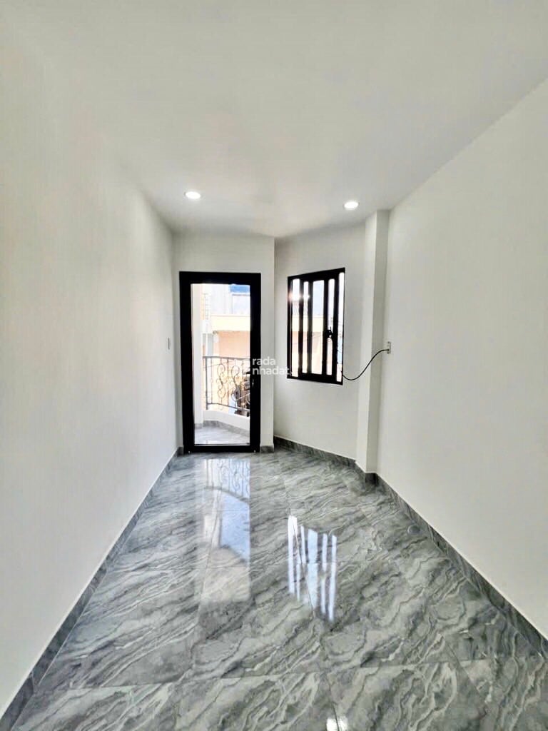 BÁN NHÀ HƯƠNG LỘ 2 48M2 3 TẦNG 4PN 4.5 TỶ HẺM XE HƠI 7M THÔNG BÌNH TÂN 