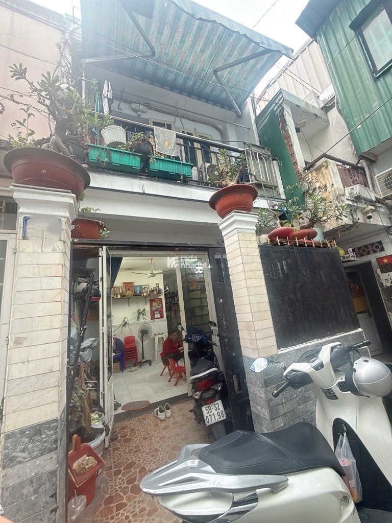SIÊU PHẨM, SÁT HẺM XE HƠI LÊ QUANG ĐỊNH, BÌNH THẠNH, 41M2 TIỆN XÂY. GIẢM 650TR CHỈ CÒN 4.5T TL 