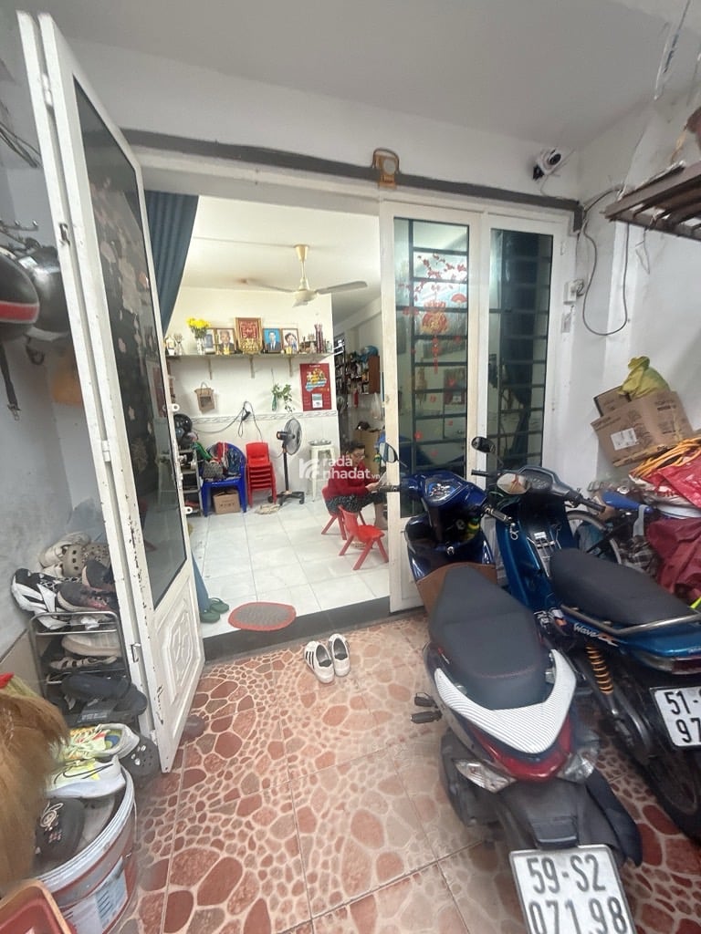 SIÊU PHẨM, SÁT HẺM XE HƠI LÊ QUANG ĐỊNH, BÌNH THẠNH, 41M2 TIỆN XÂY. GIẢM 650TR CHỈ CÒN 4.5T TL 