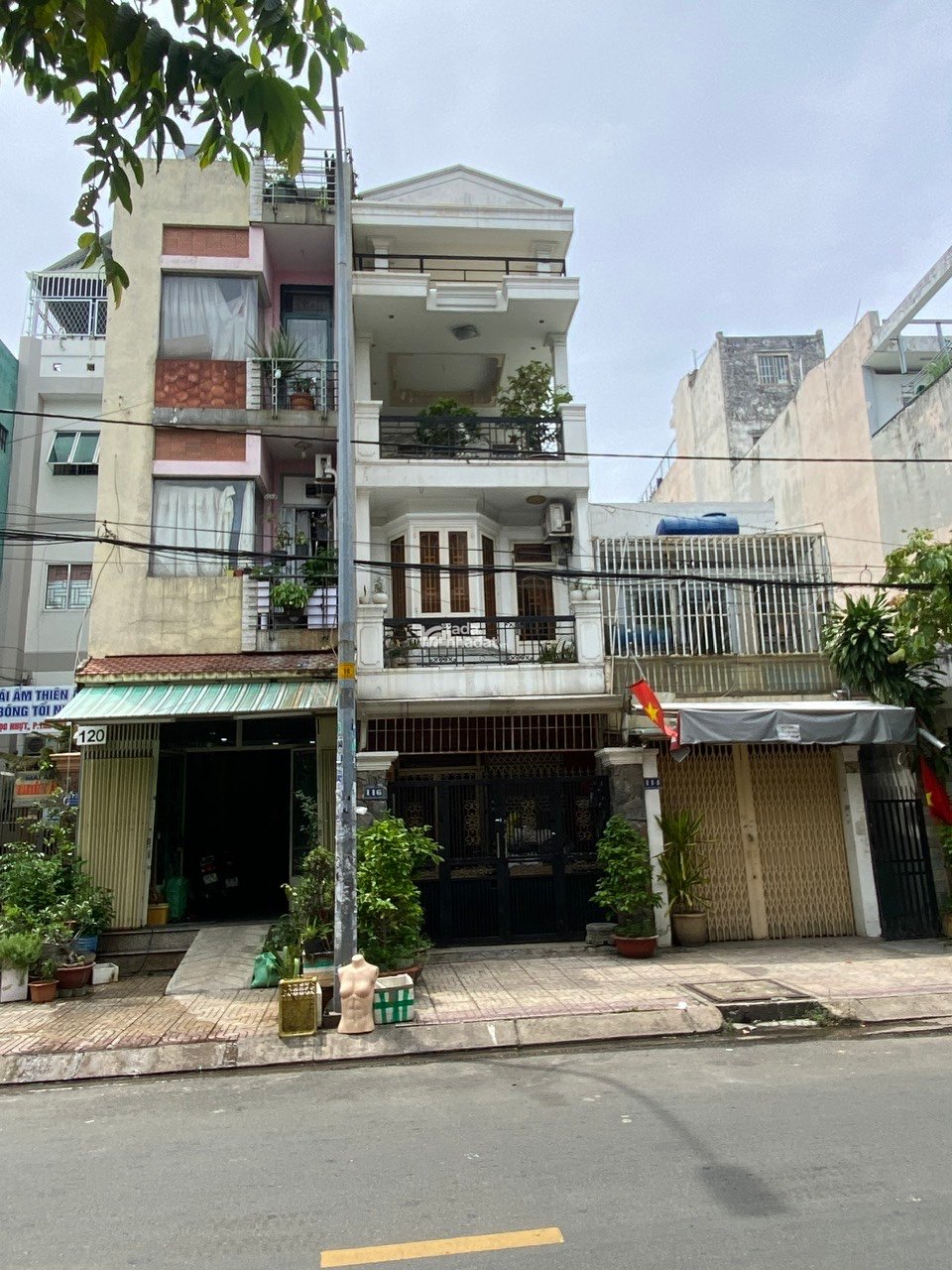 CHỈ 10,7 TỶ. 4x 15,3M NHÀ 4 TẦNG MẶT TIỀN KINH DOANH NGUYỄN NGỌC NHẬT, Q. TÂN PHÚ .
