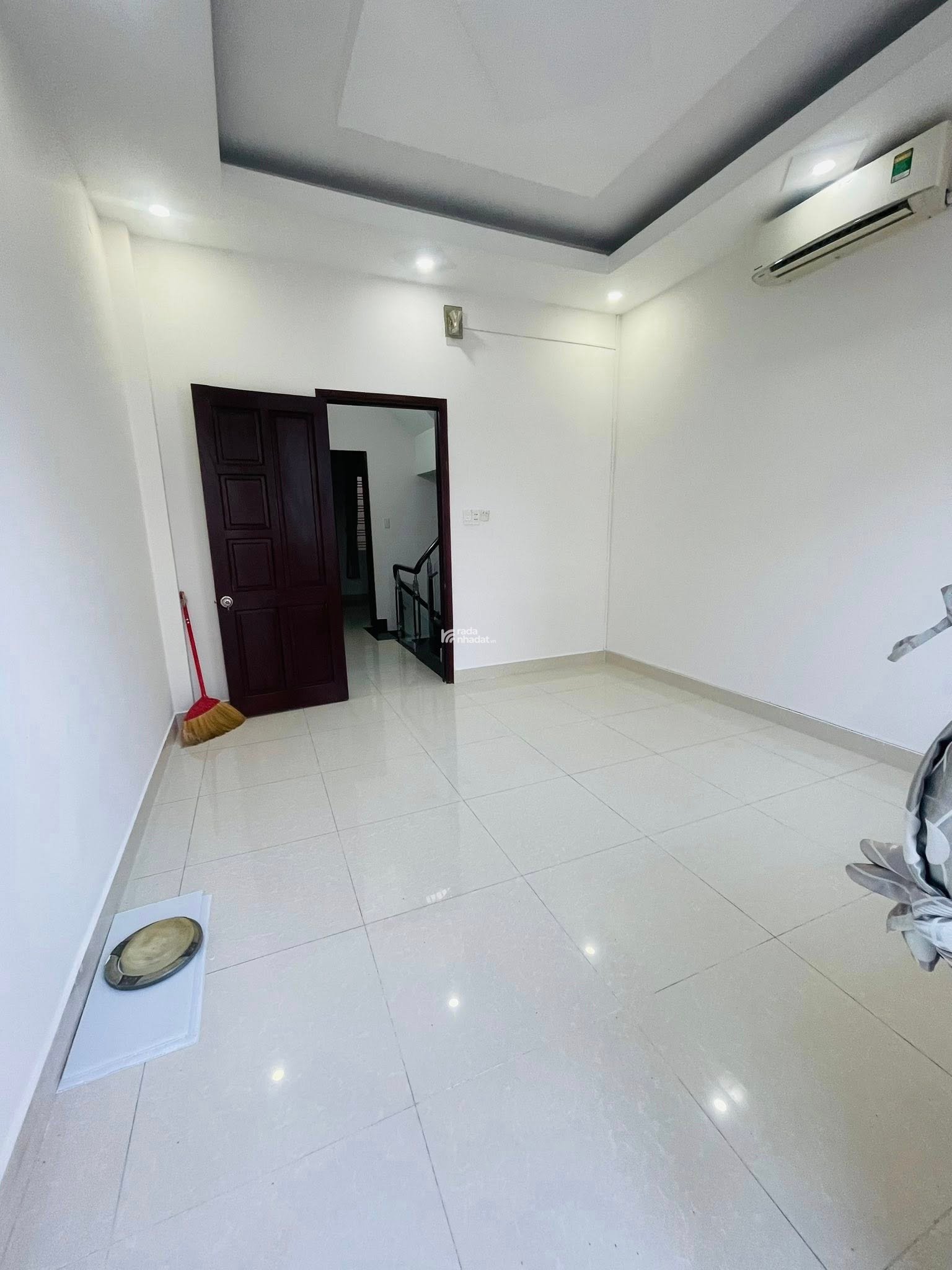 Bán nhà 401/16 Lê Văn Thọ P.9 GV, Dt 4x12m, 1 trệt 3 lầu ST. Giá 7,6 tỷ