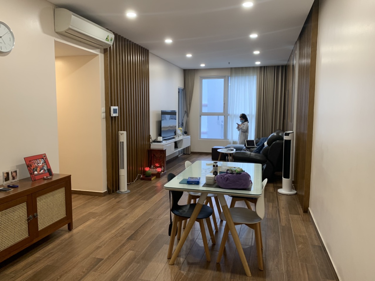 Cho thuê căn hộ 3 phòng Phú Nhuận, The Prince Residence, 21 triệu VND, 100m2, đẹp, nhiều tiện ích