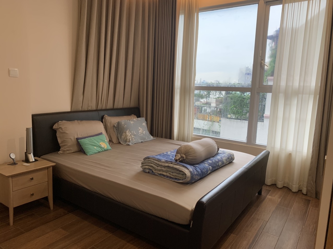 Cho thuê căn hộ 3 phòng Phú Nhuận, The Prince Residence, 21 triệu VND, 100m2, đẹp, nhiều tiện ích