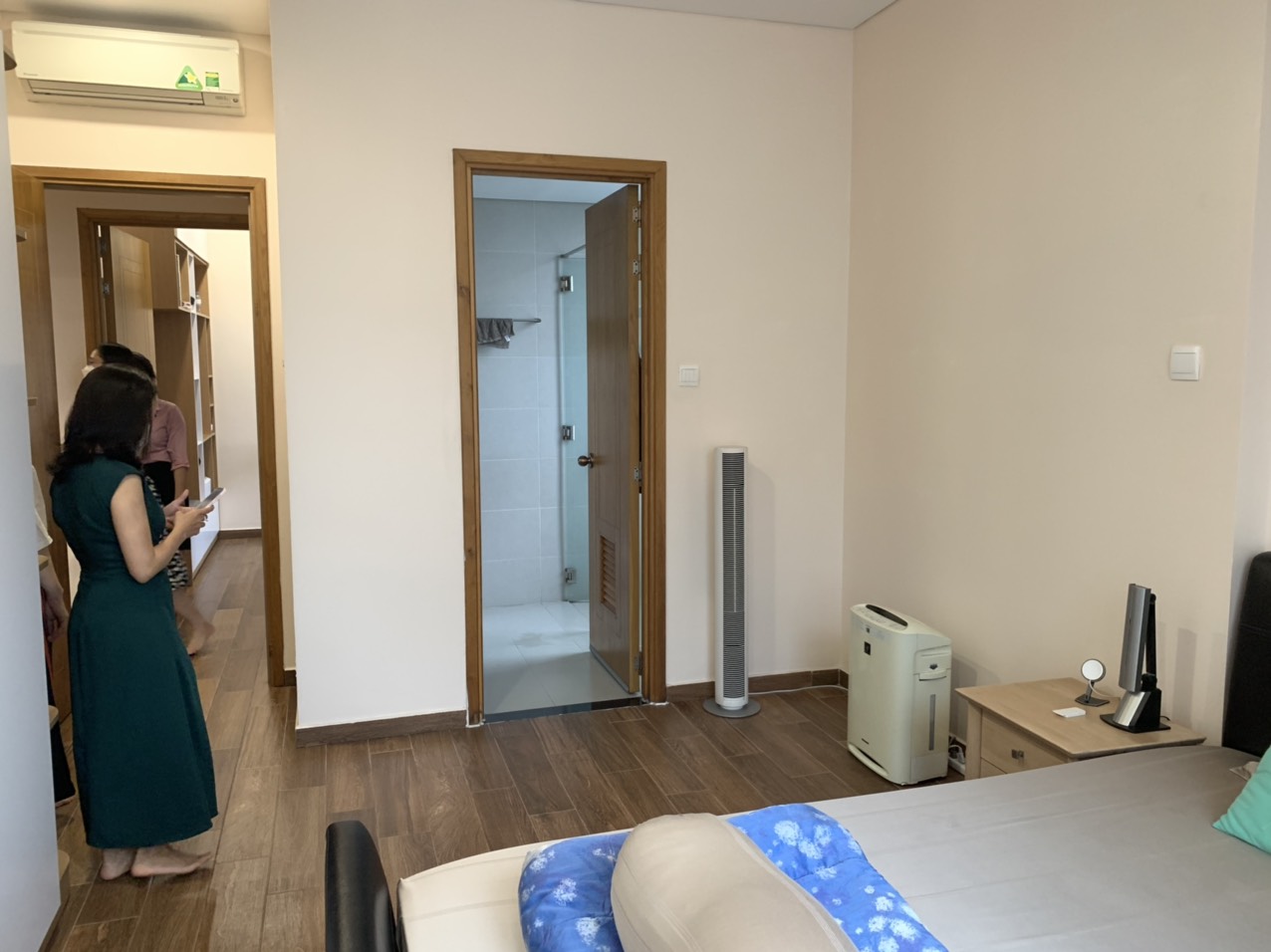Cho thuê căn hộ 3 phòng Phú Nhuận, The Prince Residence, 21 triệu VND, 100m2, đẹp, nhiều tiện ích