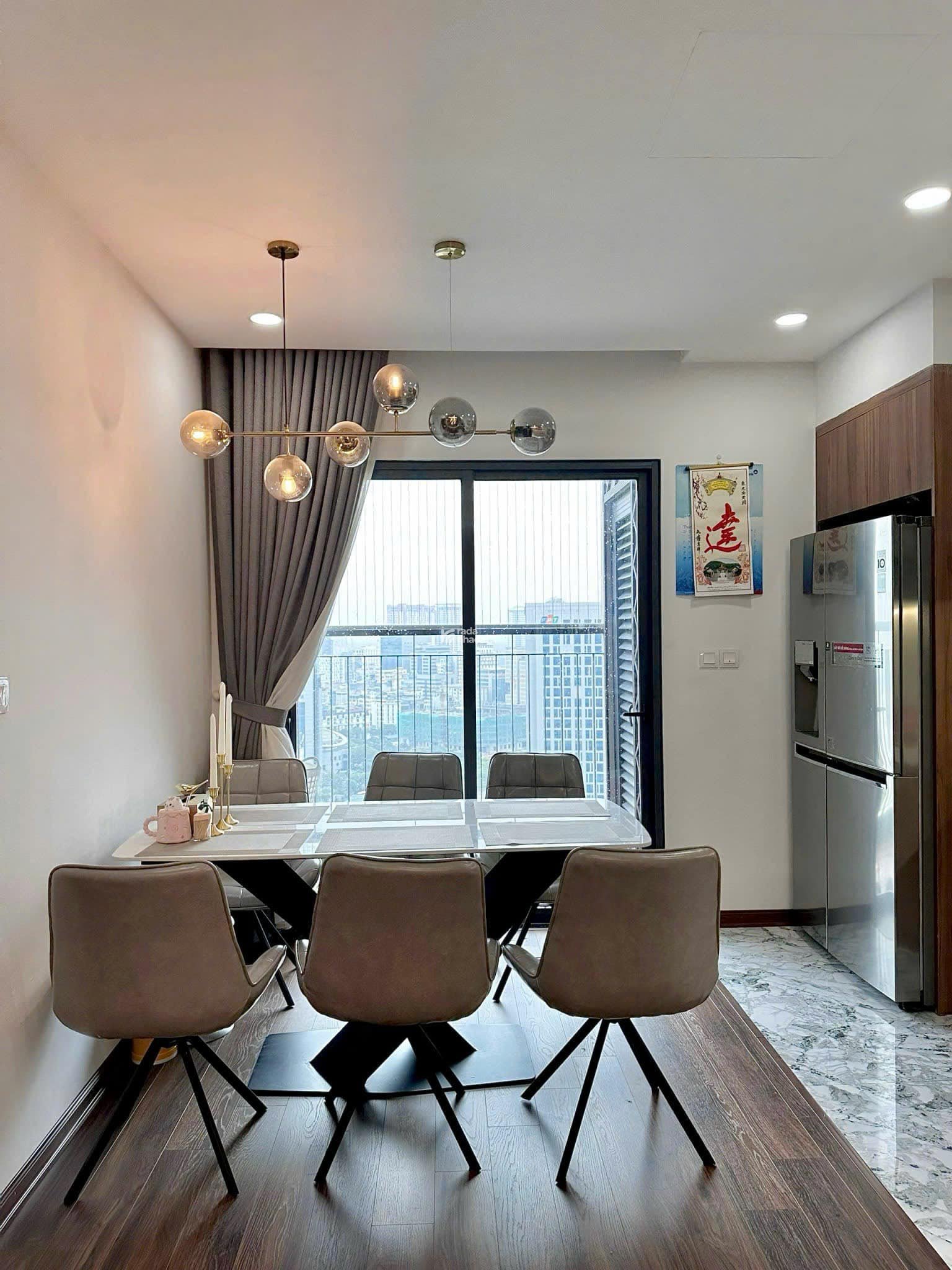 Căn duy nhất Gold Tower 4 ban công - 2 mặt thoáng - 1 logia - diện tích 141m2 - slot ôtô - full đồ
