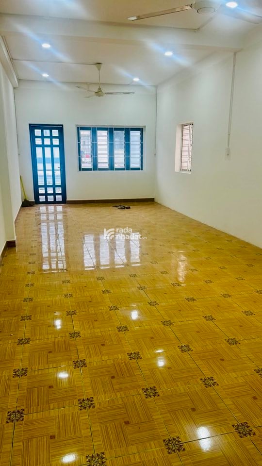 MẶT TIỀN KINH DOANH NGAY CHỢ VẢI PHÚ THỌ HOÀ 76M (4.2X18) 3 TẦNG 3PN NHỈNH 15