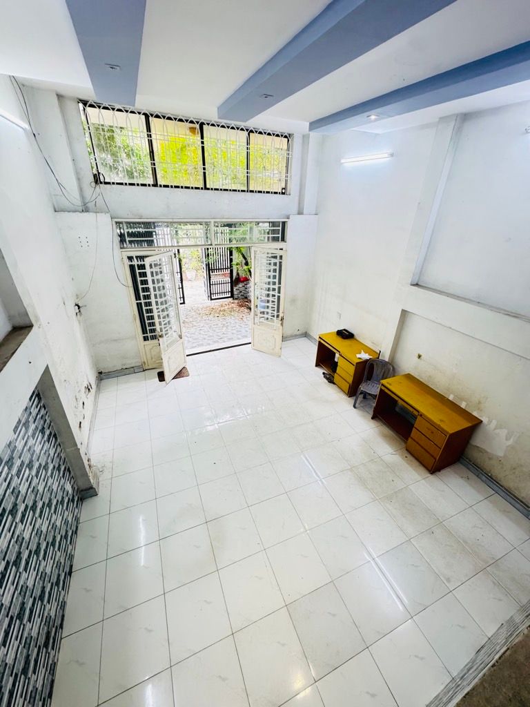 Nhà 2 tầng 88m2(5x18)-hẻm 5m Nguyễn Hới-Bến xe miền tây-giá 6.7 tỷ